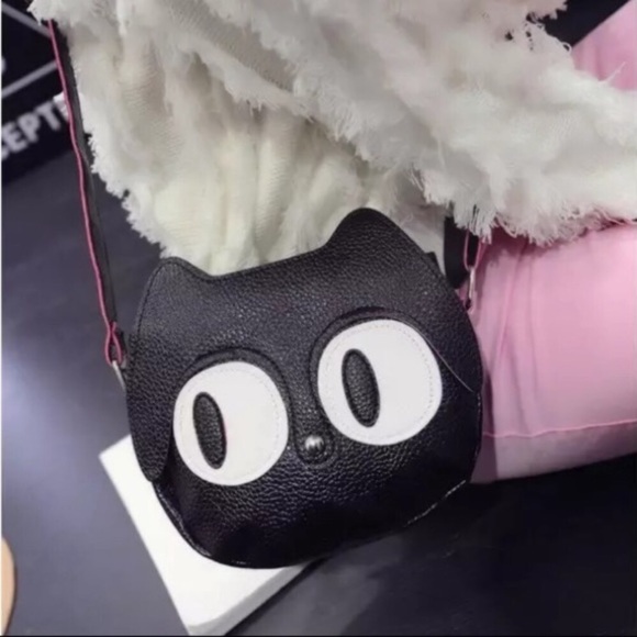 Kawaii Kitty Cat Crossbody Bag - Picture 7 of 8